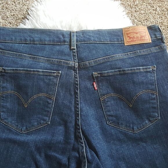 Levi's Bermuda jean shorts Size 32 - Picture 4 of 6
